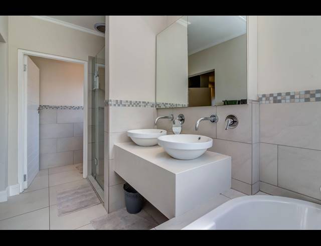 3 BEDROOM HOUSE FOR SALE IN DAINFERN